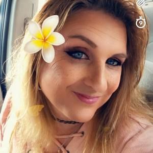 Meet your Posher, Corrine